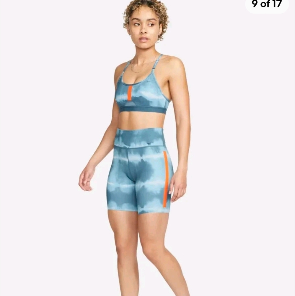 Women's Nike One Luxe 7" Mid Rise Printed Training Shorts XXLarge Green MSRP $55
